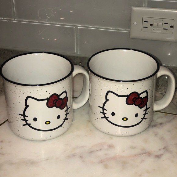 ✨NWT✨ Hello Kitty Sanrio Set of 2 Large Speckle Glitter Mugs - Picture 6 of 10